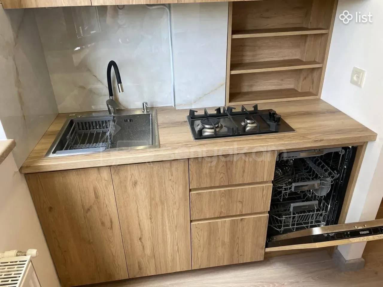 2 Սենյականոց Բնակարան, 50քմ, 3/9 հարկ, Դիզայներական Վերանորոգված, Կահավորված, Արևկող