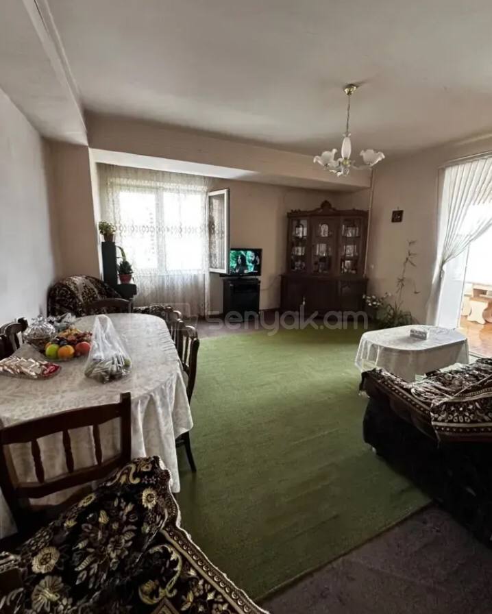 1 Սենյականոց Բնակարան, 52քմ, 8/14 հարկ, Կոսմետիկ Վերանորոգված