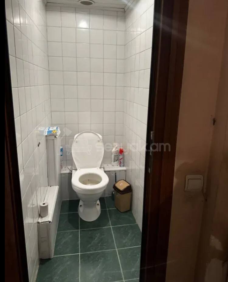 1 Սենյականոց Բնակարան, 52քմ, 8/14 հարկ, Կոսմետիկ Վերանորոգված