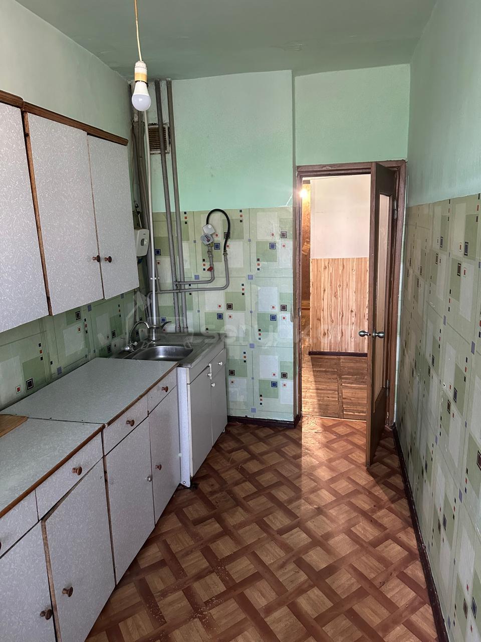 2 Սենյականոց Բնակարան, 67քմ, 4/9 հարկ, Նորմալ Վիճակում, Մասամբ Կահավորված