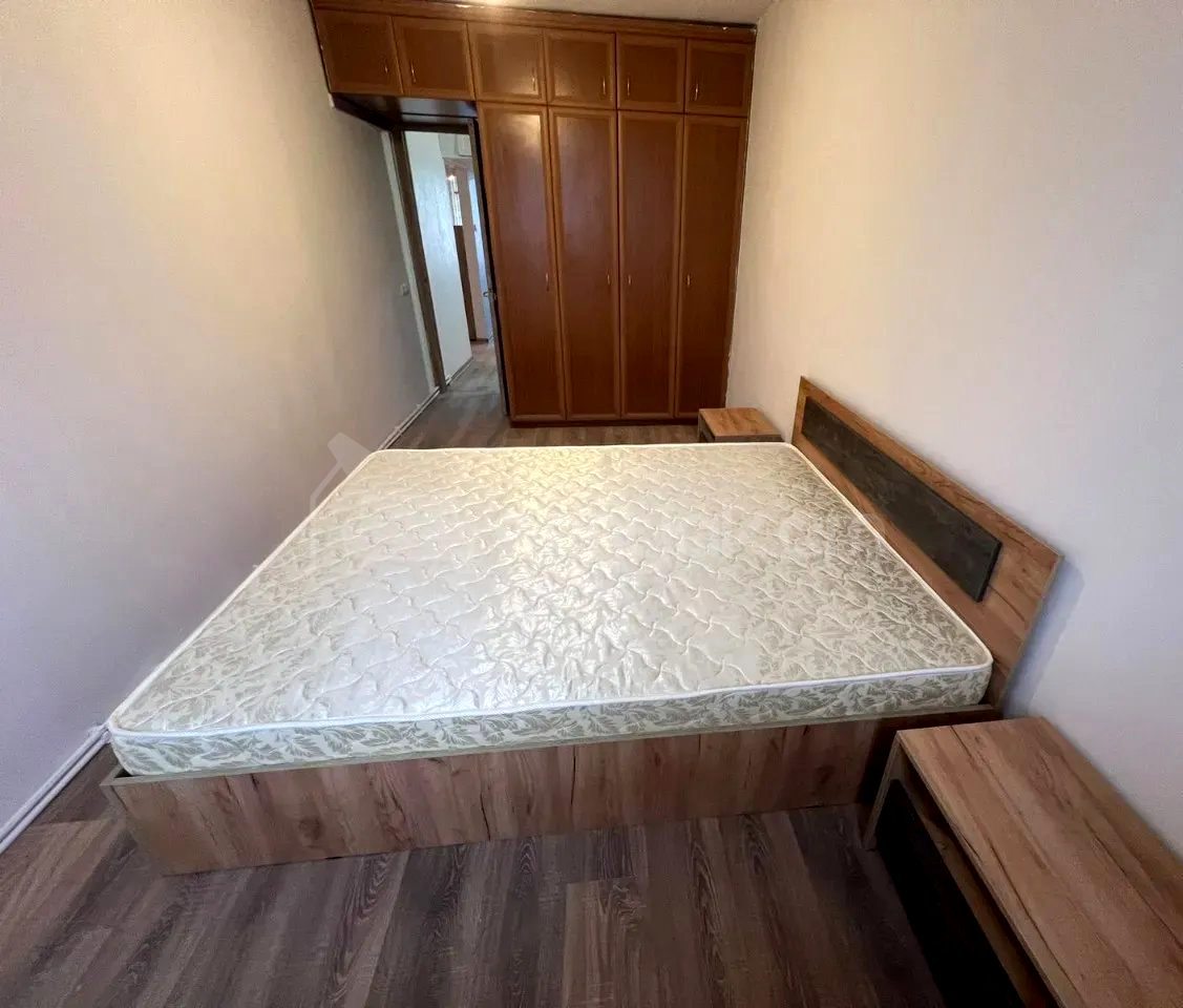 2 Սենյականոց Բնակարան, 56քմ, 5/5 հարկ, Կոսմետիկ Վերանորոգված
