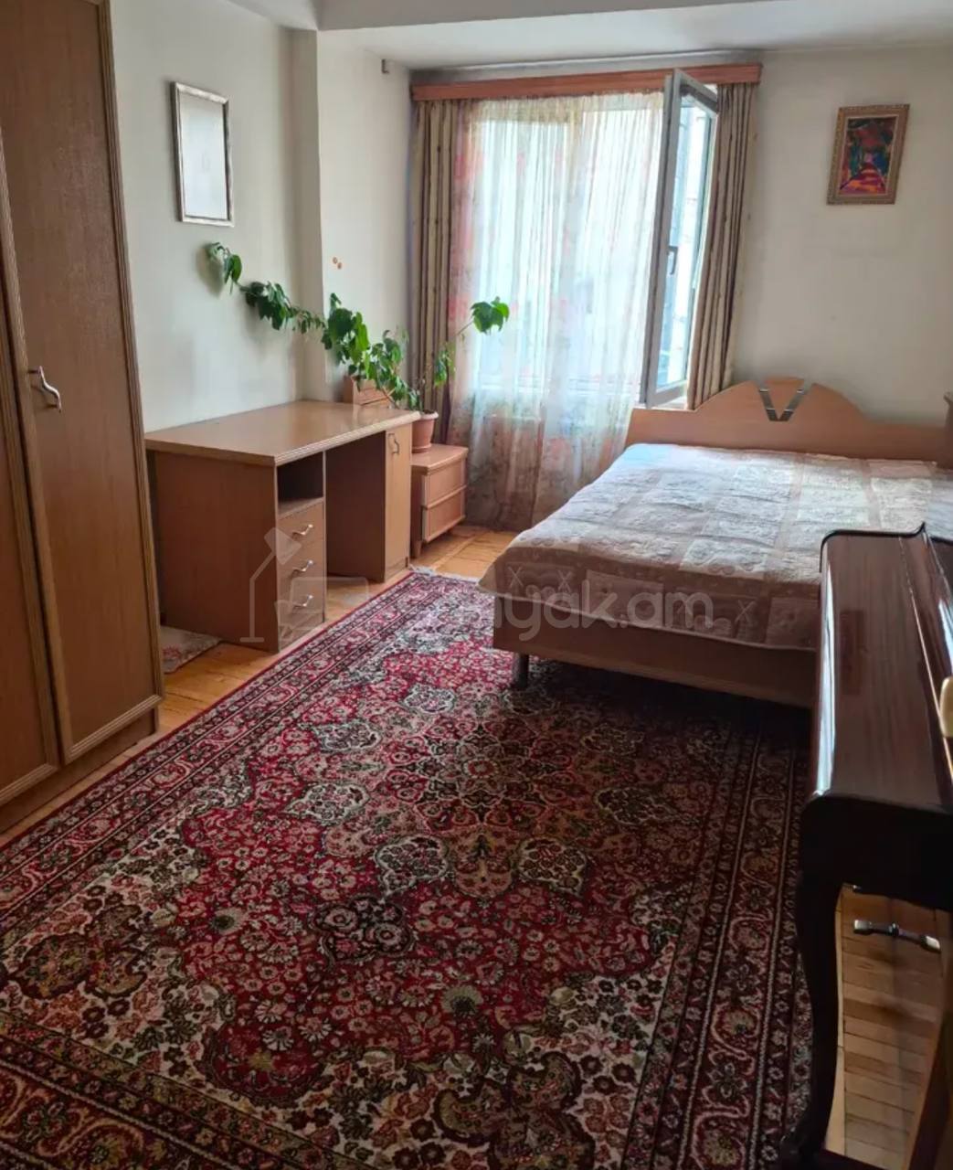 4 Սենյականոց Բնակարան, 100քմ, 3/14 հարկ, Նորմալ Վիճակում, Կահավորված