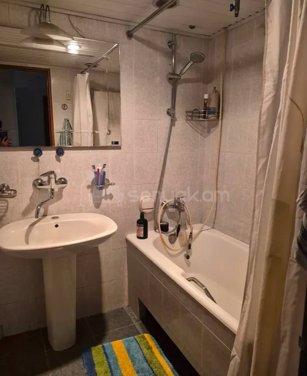 4 Սենյականոց Բնակարան, 100քմ, 3/14 հարկ, Նորմալ Վիճակում, Կահավորված