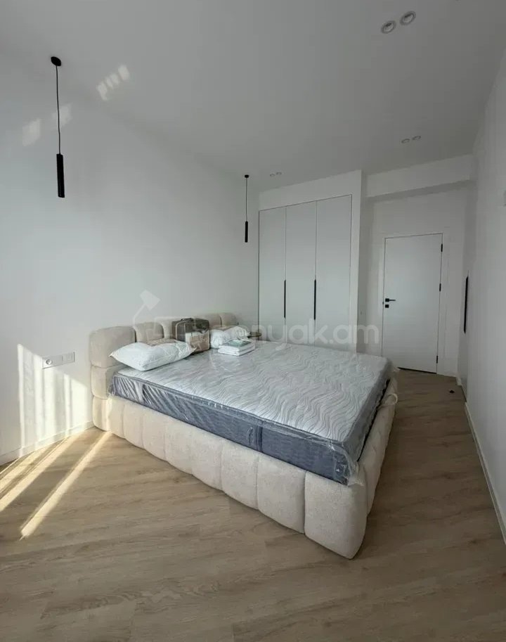 3 Սենյականոց Բնակարան Նորակառույցում, 78քմ, 6/9 հարկ, Դիզայներական Վերանորոգված, Կահավորված, Արևկող