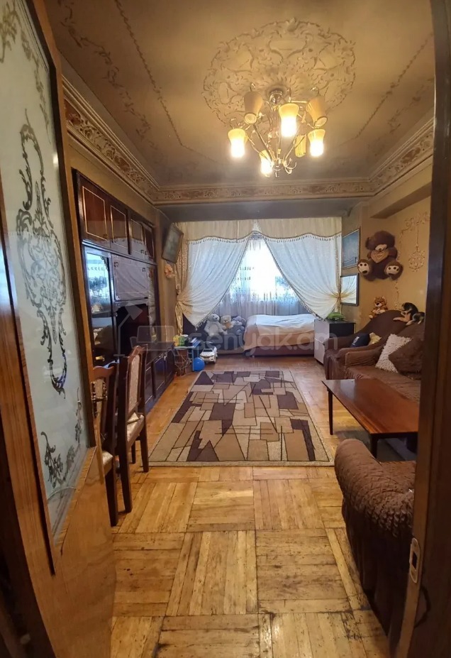 2 Սենյականոց Բնակարան, 72քմ, 5/9 հարկ, Պետական Վիճակում