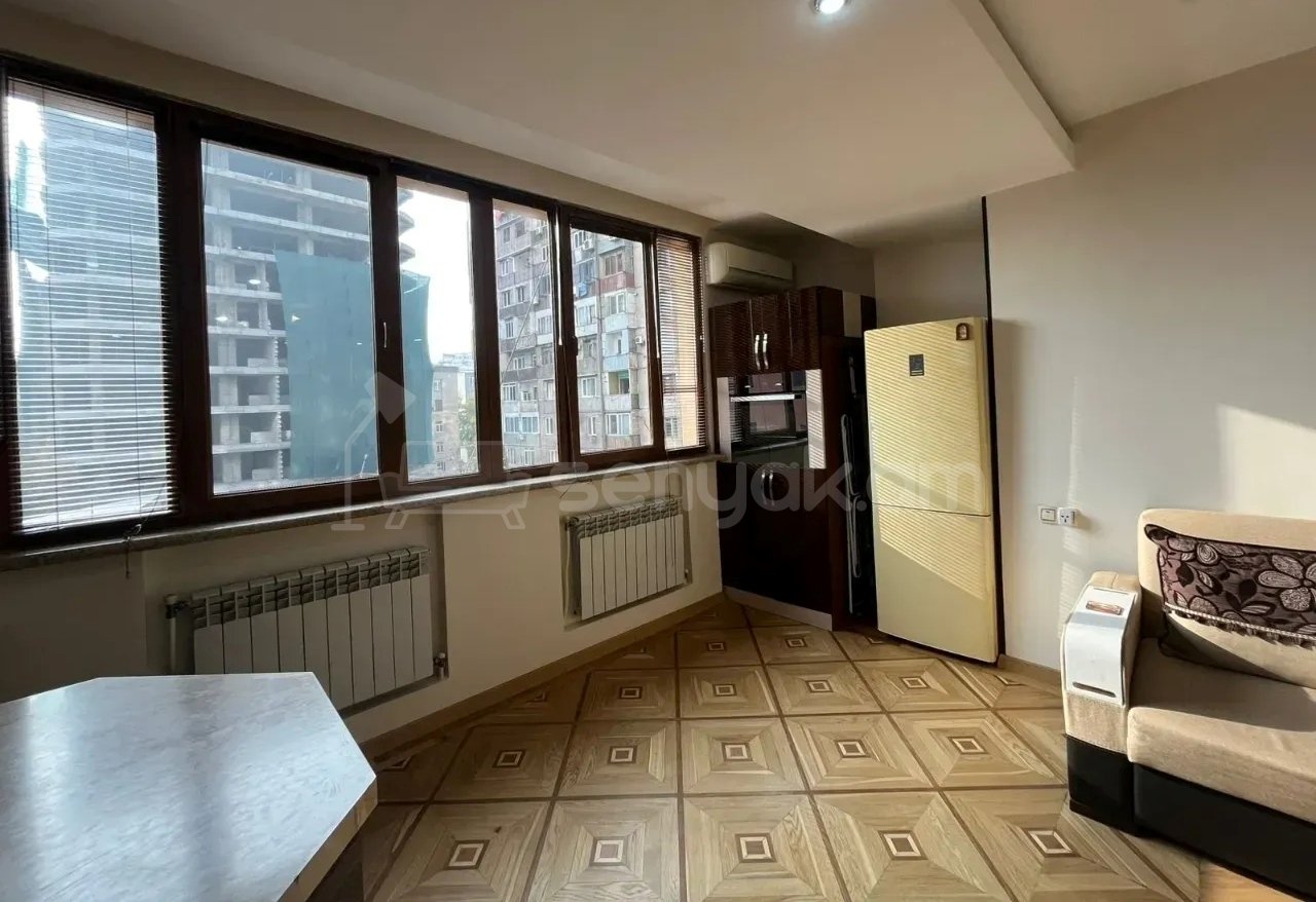 2 Սենյականոց Բնակարան, 50քմ, 3/12 հարկ, Կապիտալ Վերանորոգված, Կահավորված