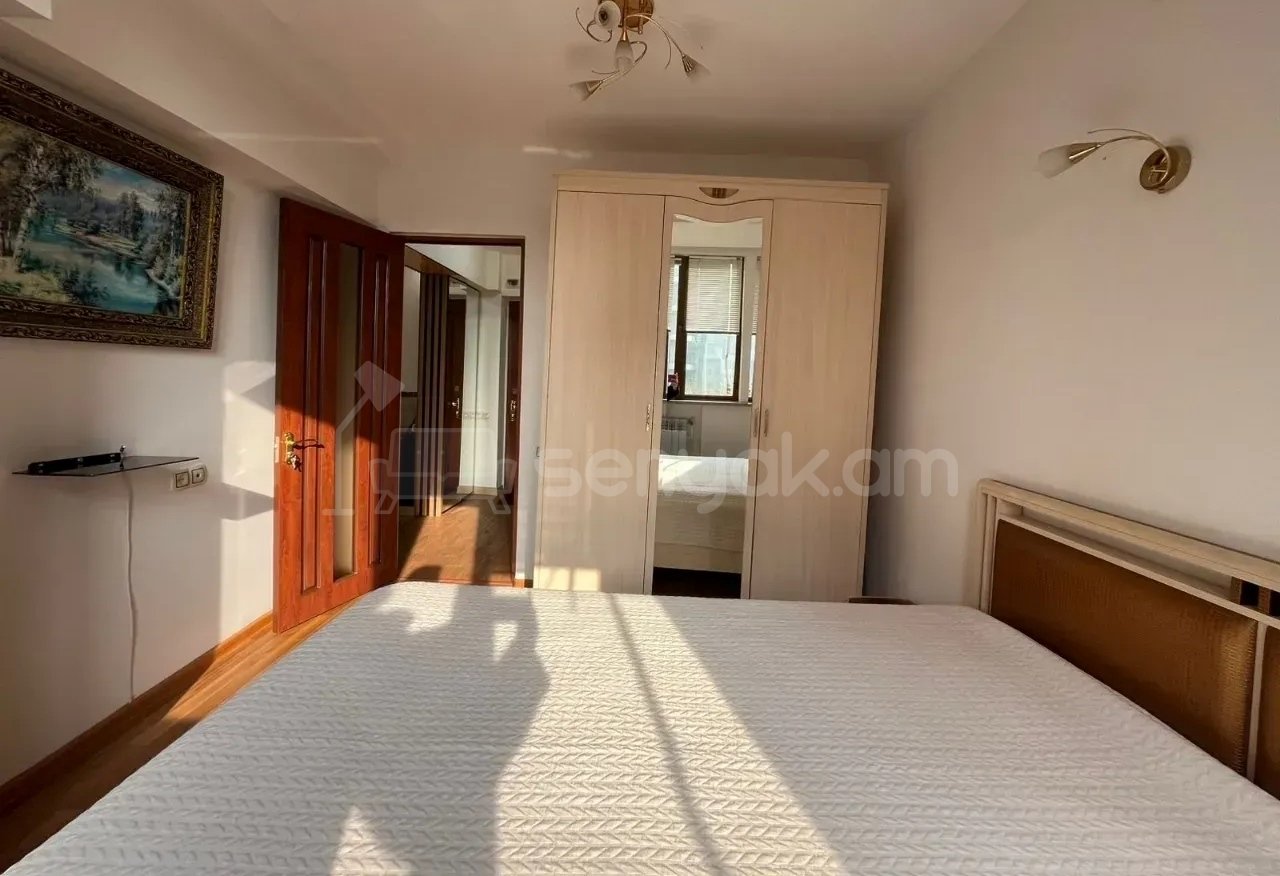 2 Սենյականոց Բնակարան, 50քմ, 3/12 հարկ, Կապիտալ Վերանորոգված, Կահավորված