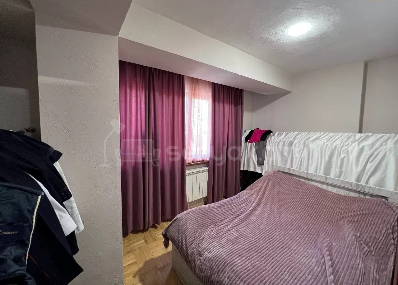 4 Սենյականոց Բնակարան, 82քմ, 6/14 հարկ, Նորմալ Վիճակում
