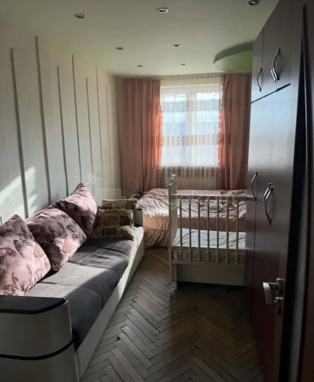 3 Սենյականոց Բնակարան Քարե Շենքում, 56քմ, 3/4 հարկ, Կոսմետիկ Վերանորոգված, Կահավորված
