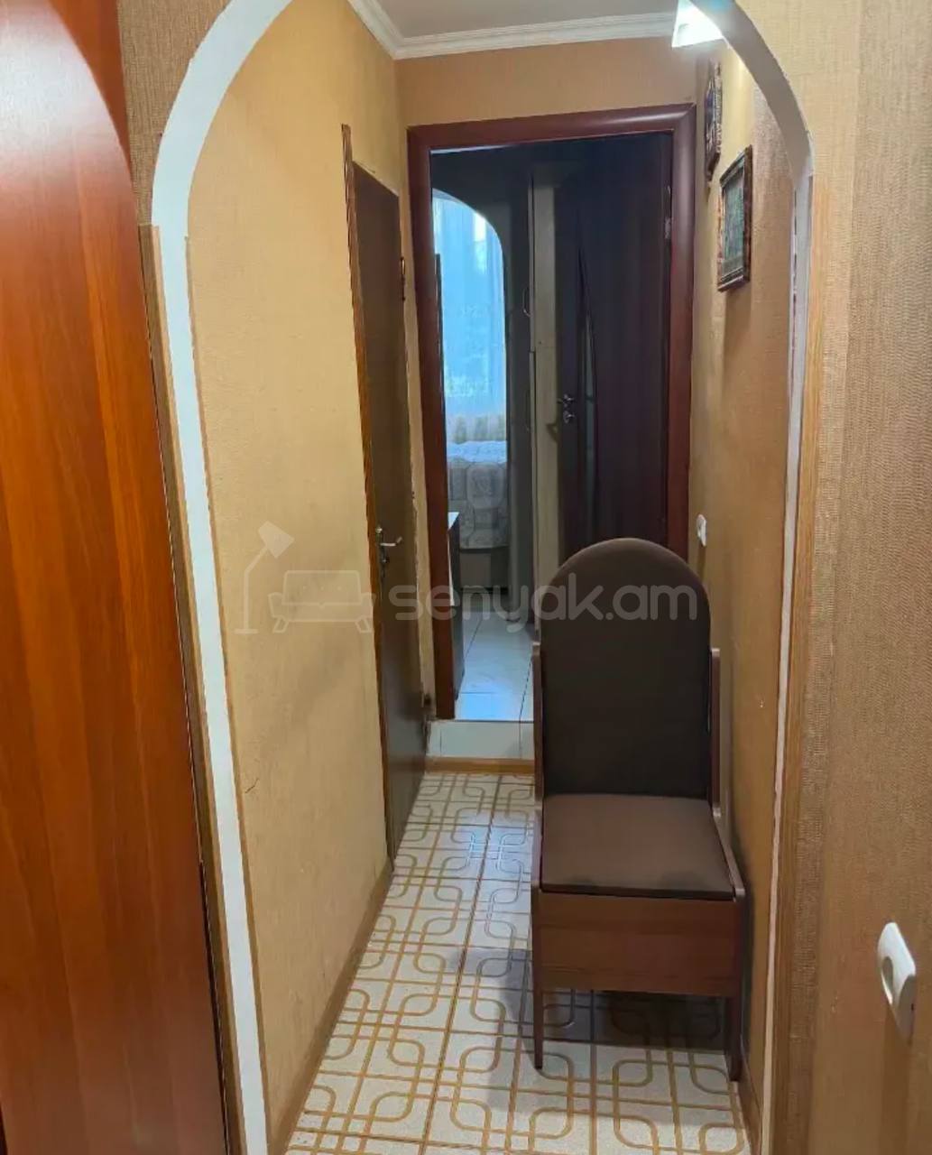 3 Սենյականոց Բնակարան Քարե Շենքում, 56քմ, 3/4 հարկ, Կոսմետիկ Վերանորոգված, Կահավորված