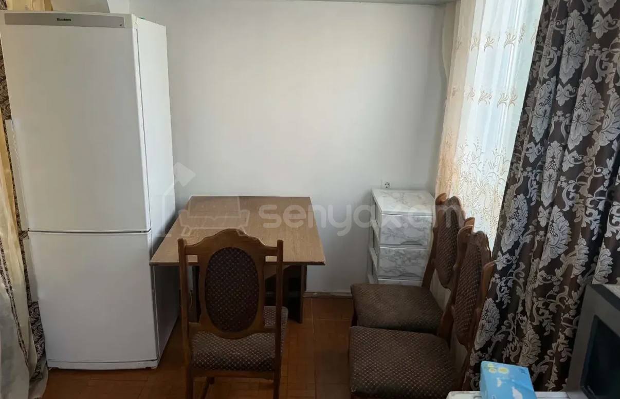3 Սենյականոց Բնակարան Քարե Շենքում, 56քմ, 3/4 հարկ, Կոսմետիկ Վերանորոգված, Կահավորված