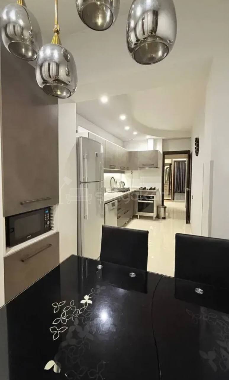 3 Սենյականոց Բնակարան, 82քմ, 7/9 հարկ, Կապիտալ Վերանորոգված, Կահավորված
