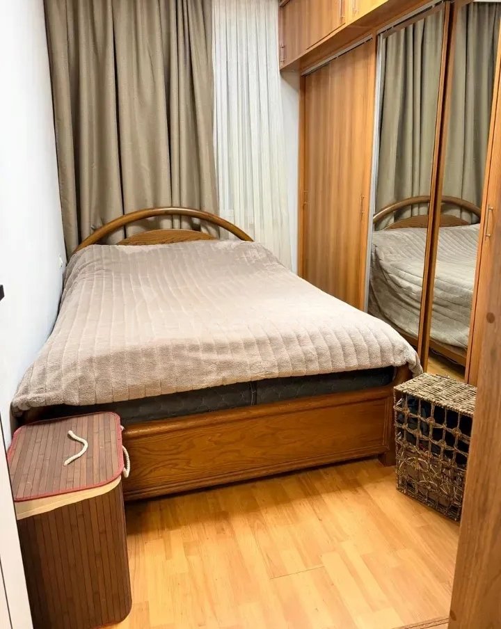 2 Սենյականոց Բնակարան Քարե Շենքում, 45քմ, 5/5 հարկ, Կապիտալ Վերանորոգված