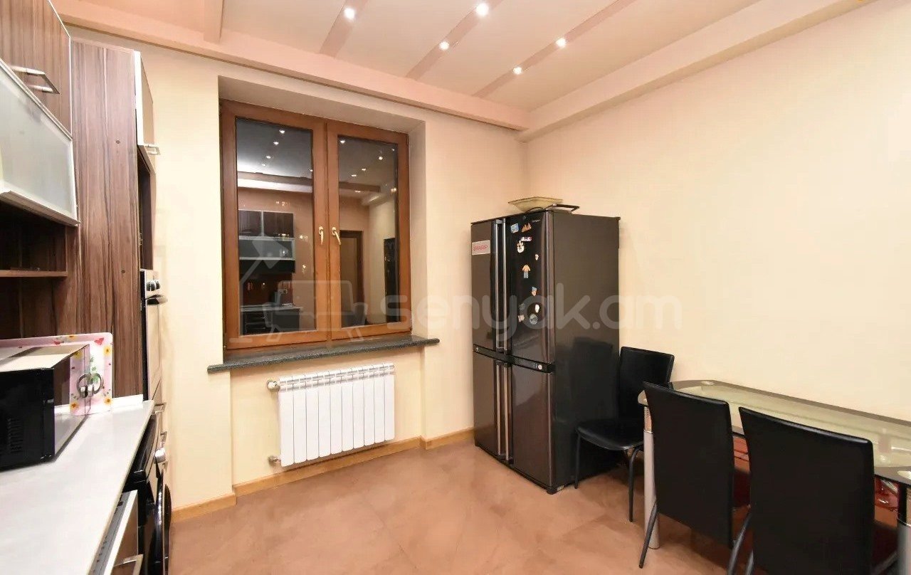 3 Սենյականոց Բնակարան Նորակառույցում, 122քմ, 4/8 հարկ, Կապիտալ Վերանորոգված