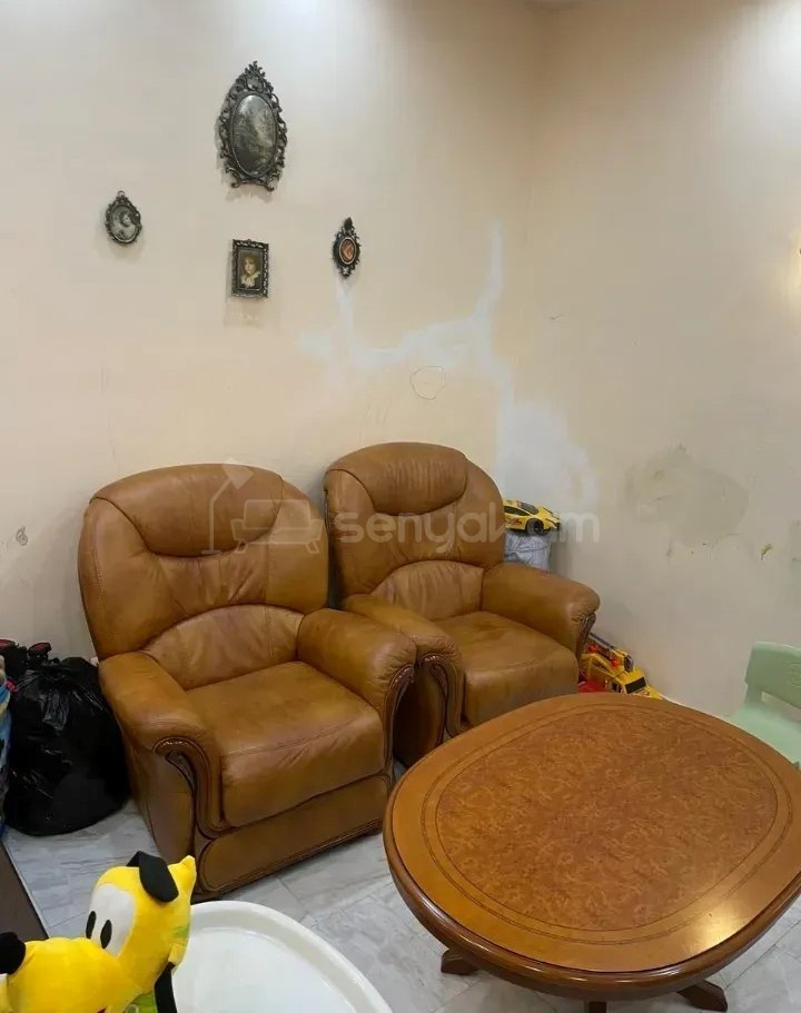 3 Սենյականոց Բնակարան Քարե Շենքում, 77քմ, 2/4 հարկ, Կապիտալ Վերանորոգված