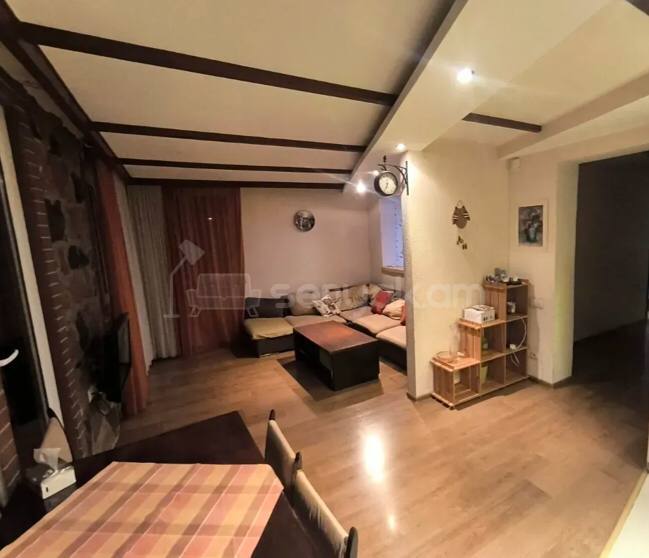 3 Սենյականոց Բնակարան, 70քմ, 3/5 հարկ, Կապիտալ Վերանորոգված, Կահավորված