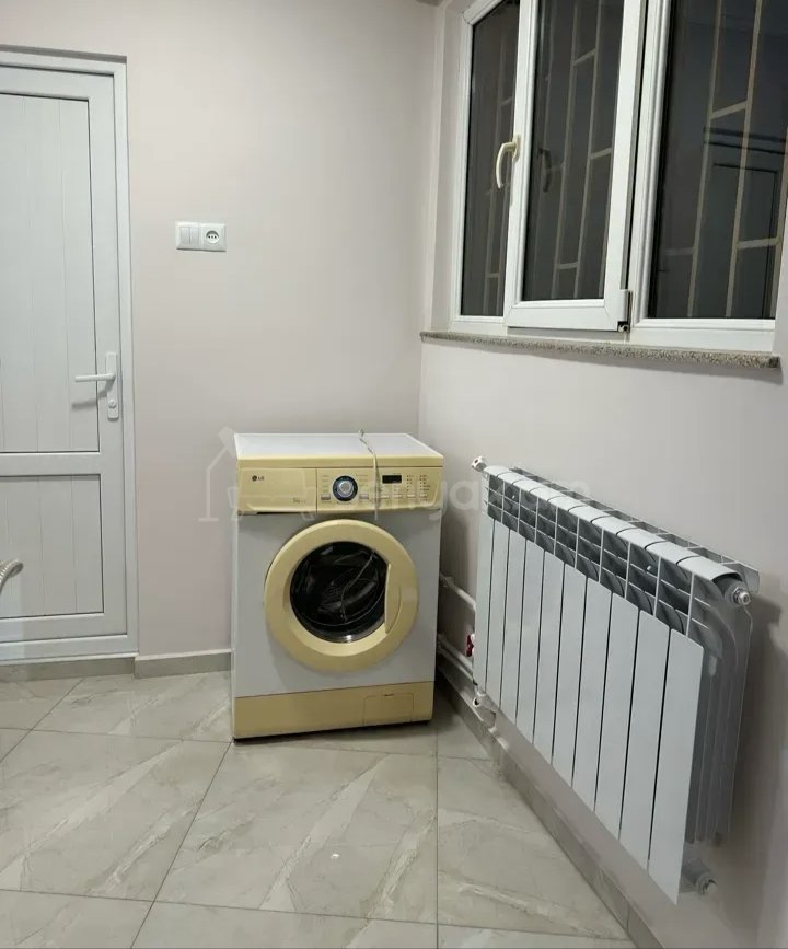 2 Սենյականոց Բնակարան Քարե Շենքում, 56քմ, 1/1 հարկ, Կապիտալ Վերանորոգված, Կահավորված