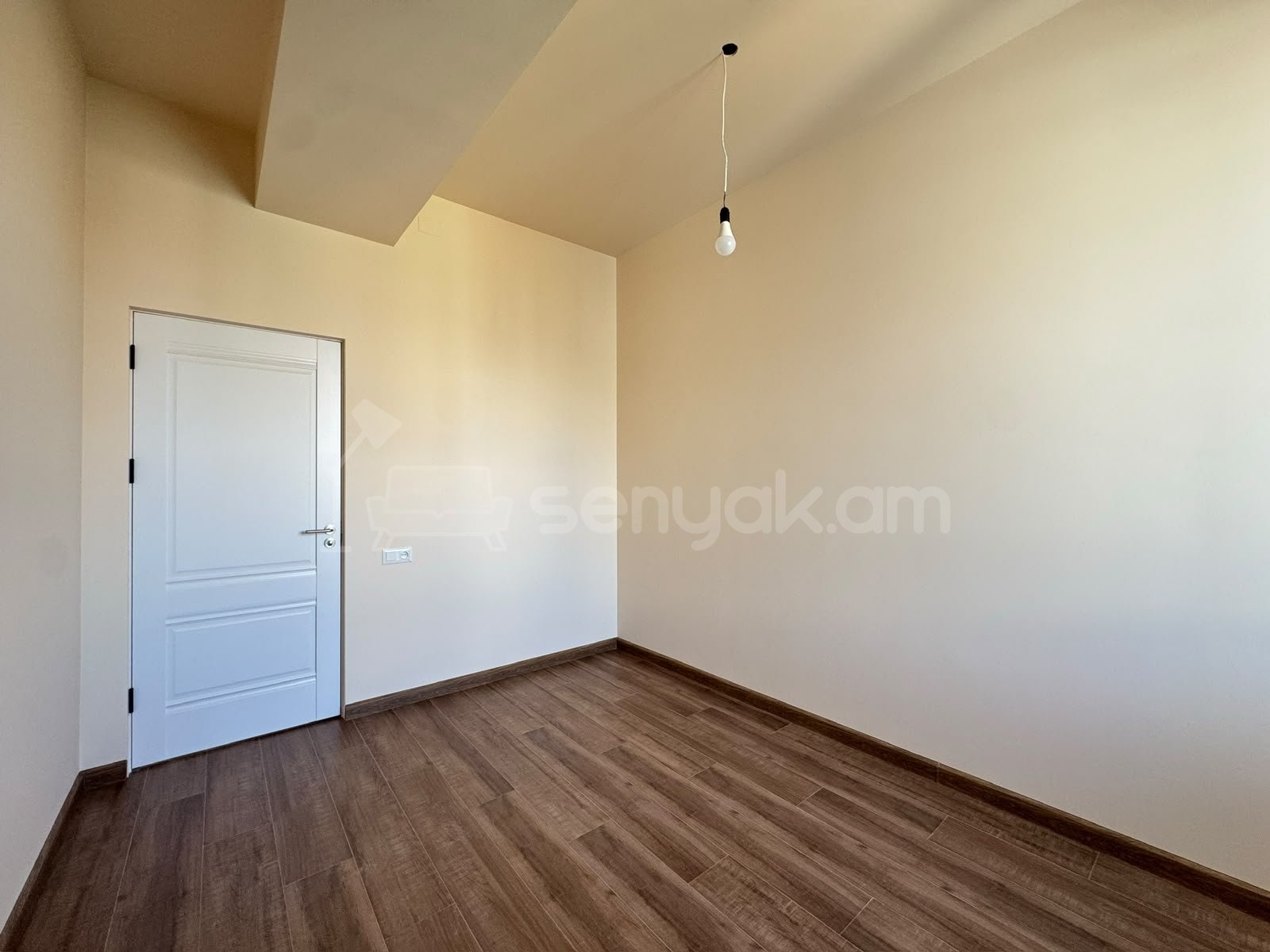 3 Սենյականոց Բնակարան Նորակառույցում, 74քմ, 16/18 հարկ, Կապիտալ Վերանորոգված