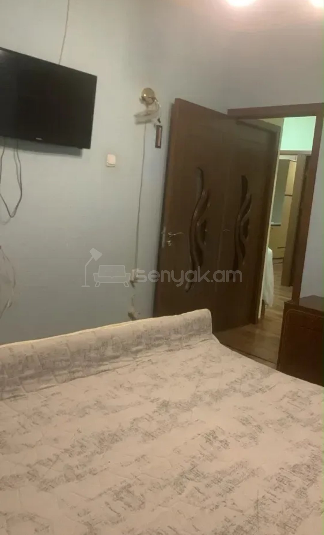 2 Սենյականոց Բնակարան Քարե Շենքում, 70քմ, 1/5 հարկ, Նորմալ Վիճակում, Կահավորված