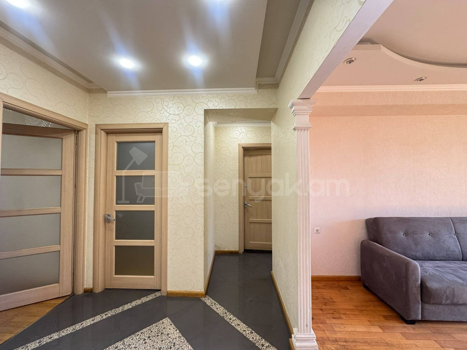 3 Սենյականոց Բնակարան, 100քմ, 3/8 հարկ, Կապիտալ Վերանորոգված, Կահավորված, Արևկող