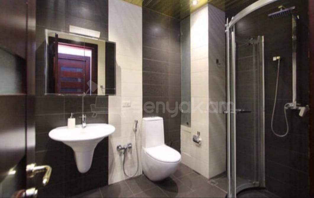 3 Սենյականոց Բնակարան Նորակառույցում, 80քմ, 5/10 հարկ, Դիզայներական Վերանորոգված