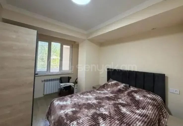 2 Սենյականոց Բնակարան, 50քմ, 3/9 հարկ, Կապիտալ Վերանորոգված, Կահավորված, Արևկող