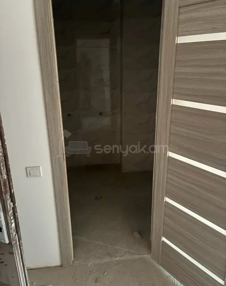 3 Սենյականոց Բնակարան Նորակառույցում, 120քմ, 12/13 հարկ, Զրոյական Վիճակում