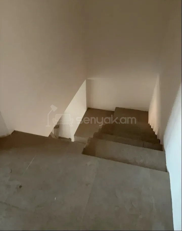 3 Սենյականոց Բնակարան Նորակառույցում, 120քմ, 12/13 հարկ, Զրոյական Վիճակում