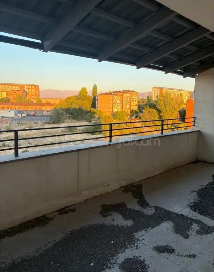 3 Սենյականոց Բնակարան Նորակառույցում, 120քմ, 12/13 հարկ, Զրոյական Վիճակում