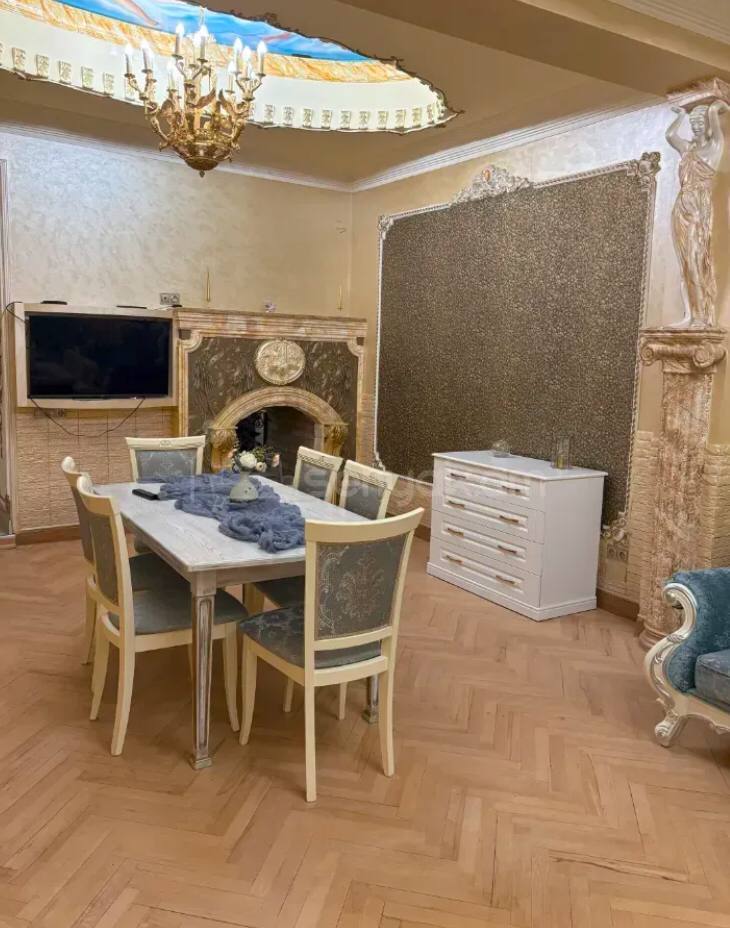 6 Սենյականոց Սեփական Տուն, 220քմ, Կապիտալ Վերանորոգված, Ավտոտնակով