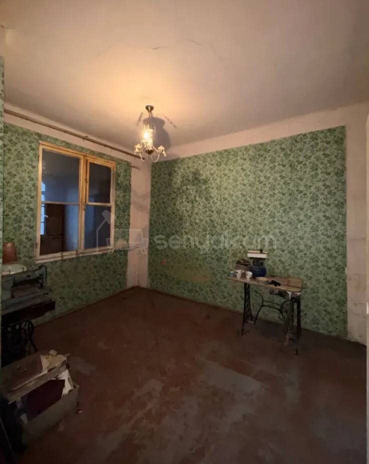 3 Սենյականոց Բնակարան Քարե Շենքում, 70քմ, 2/3 հարկ, Զրոյական Վիճակում