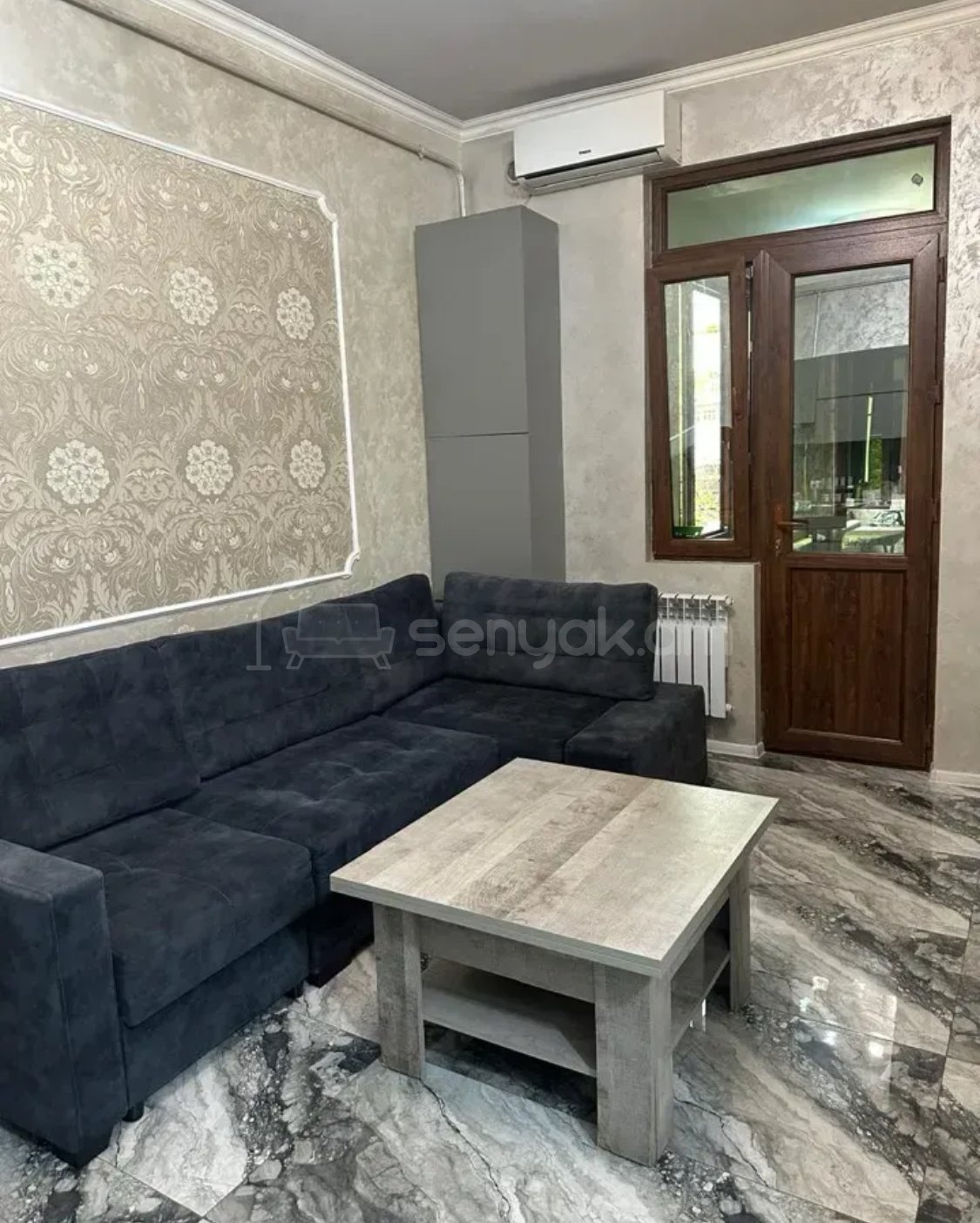 3 Սենյականոց Բնակարան Քարե Շենքում, 80քմ, 1/4 հարկ, Կապիտալ Վերանորոգված, Կահավորված