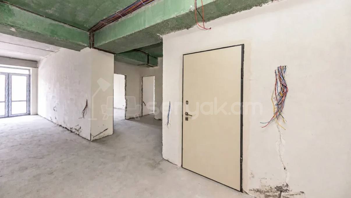 3 Սենյականոց Բնակարան, 96քմ, 2/18 հարկ, Զրոյական Վիճակում