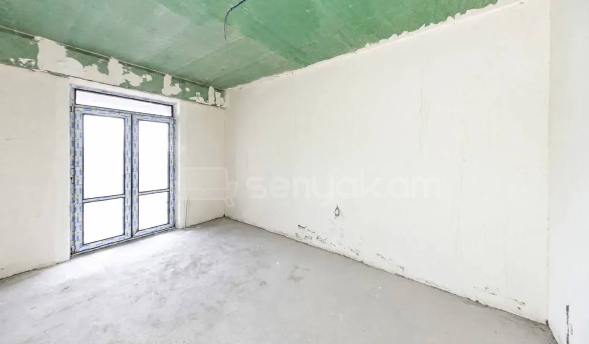 3 Սենյականոց Բնակարան, 96քմ, 2/18 հարկ, Զրոյական Վիճակում