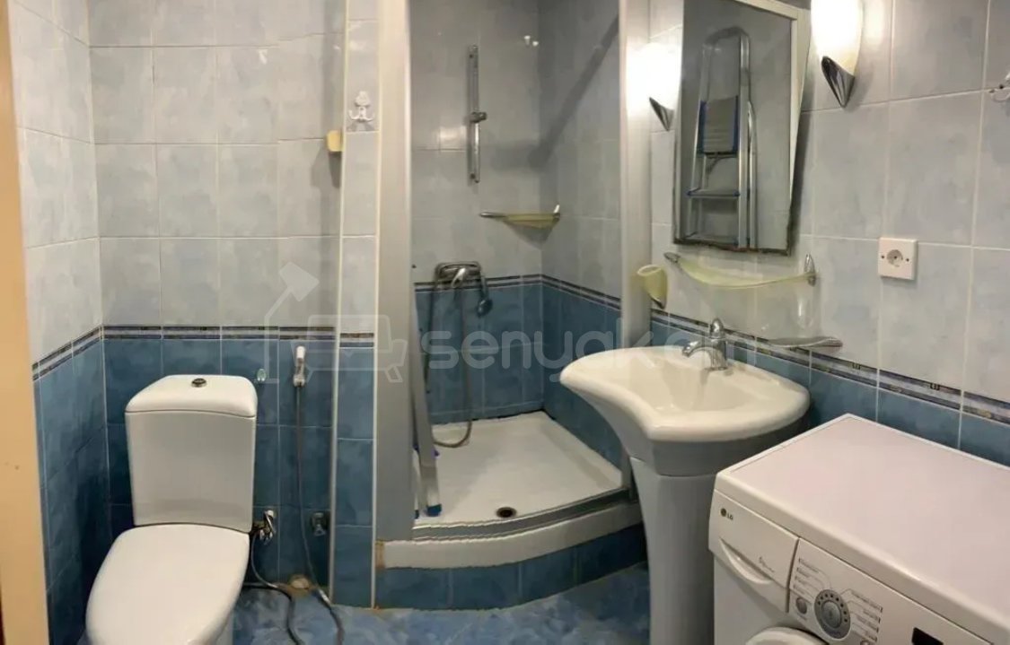3 Սենյականոց Բնակարան Քարե Շենքում, 64քմ, 3/4 հարկ, Կապիտալ Վերանորոգված, Կահավորված