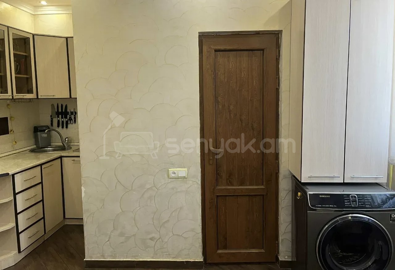 2 Սենյականոց Բնակարան, 65քմ, 3/9 հարկ, Կապիտալ Վերանորոգված, Կահավորված