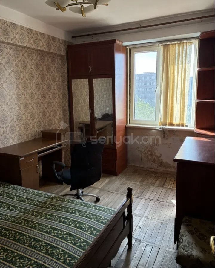 2 Սենյականոց Բնակարան Քարե Շենքում, 56քմ, 3/5 հարկ, Նորմալ Վիճակում, Կահավորված