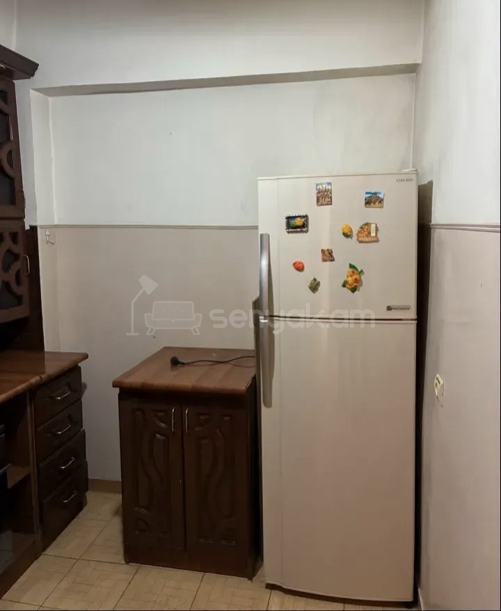 2 Սենյականոց Բնակարան Քարե Շենքում, 56քմ, 3/5 հարկ, Նորմալ Վիճակում, Կահավորված