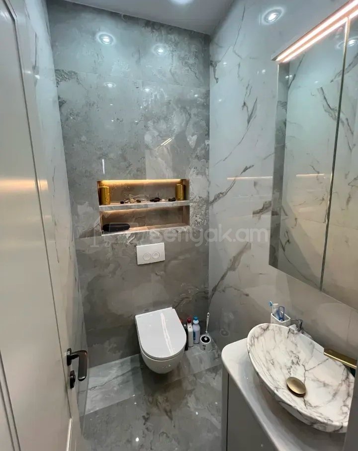 3 Սենյականոց Բնակարան Նորակառույցում, 216քմ, 9/9 հարկ, Կապիտալ Վերանորոգված