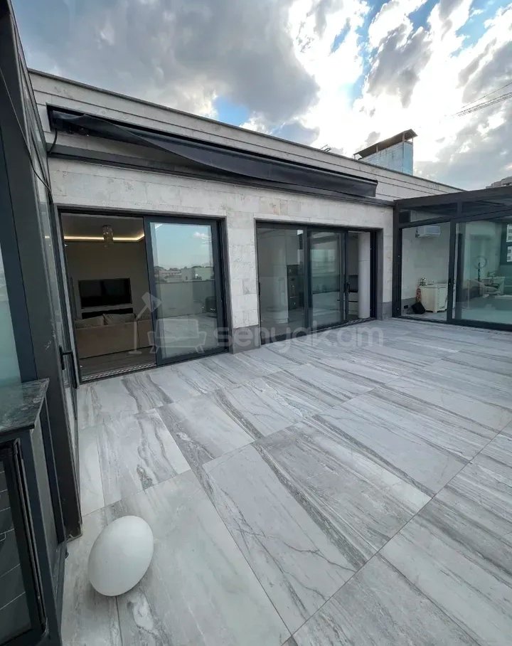 3 Սենյականոց Բնակարան Նորակառույցում, 216քմ, 9/9 հարկ, Կապիտալ Վերանորոգված