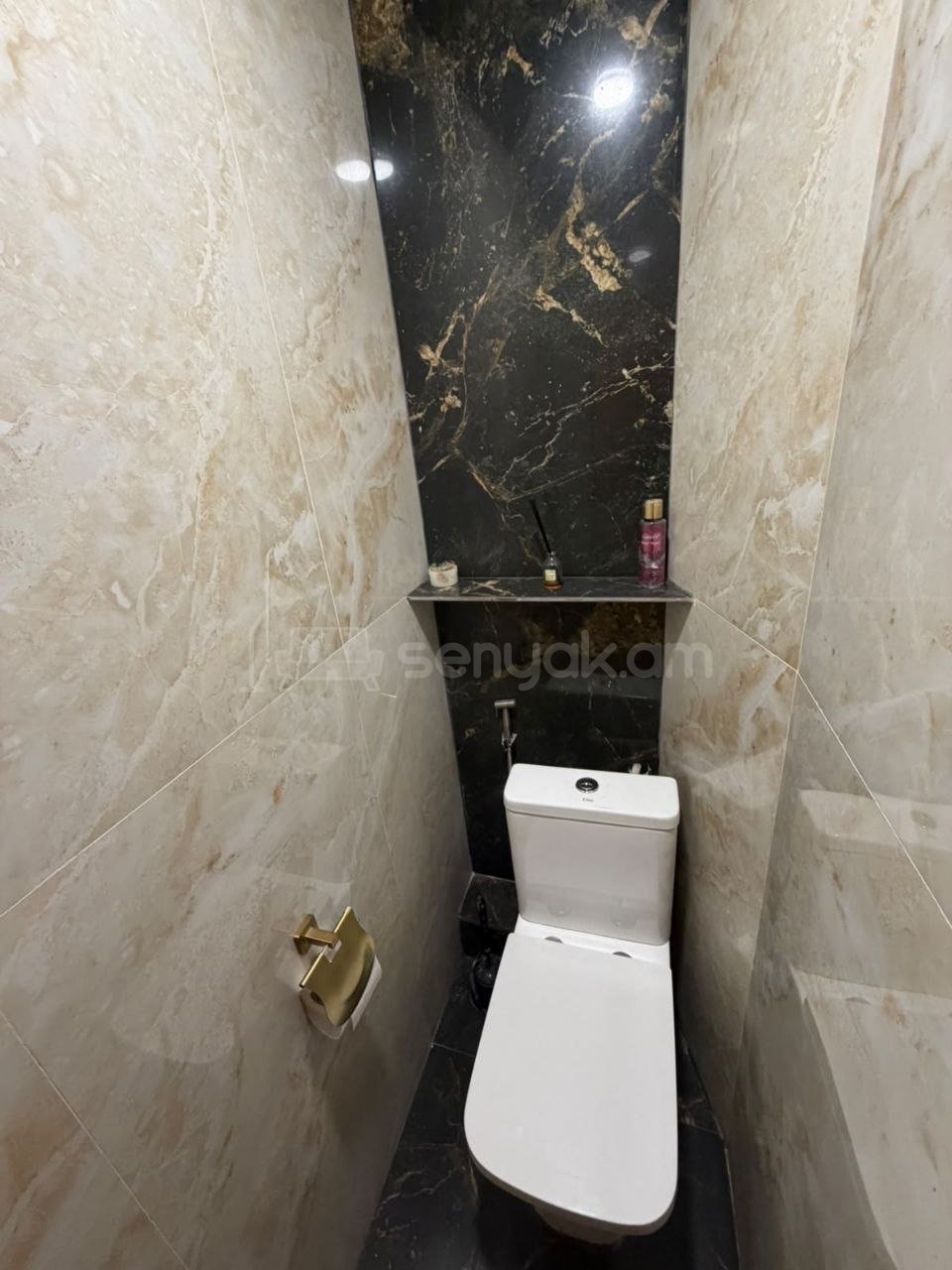 2 Սենյականոց Բնակարան Քարե Շենքում, 75քմ, 3/7 հարկ, Կոսմետիկ Վերանորոգված, Կահավորված