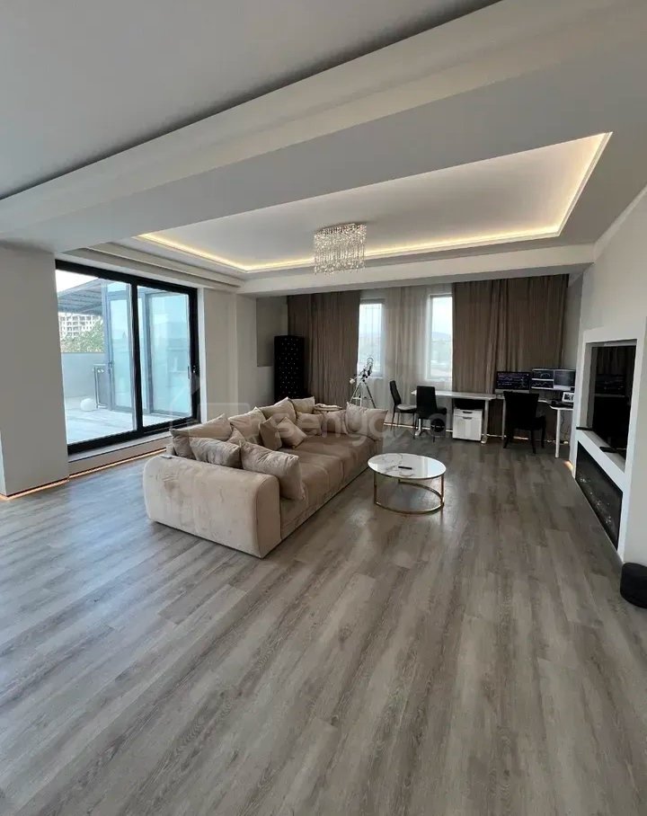 3 Սենյականոց Բնակարան Նորակառույցում, 216քմ, 9/9 հարկ, Կապիտալ Վերանորոգված