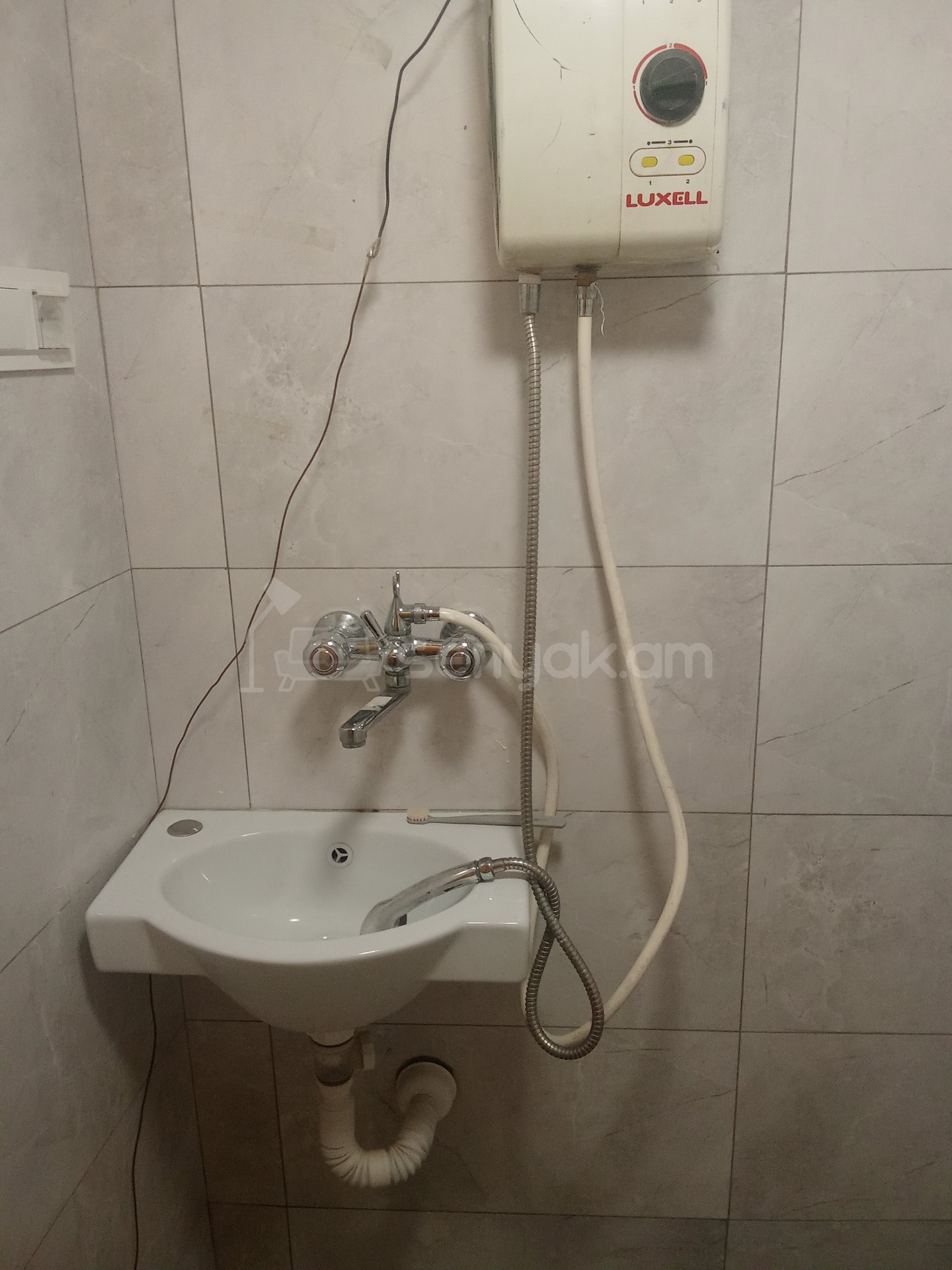 1 Սենյականոց Սեփական Տուն, 40քմ, Կապիտալ Վերանորոգված, Կահավորված
