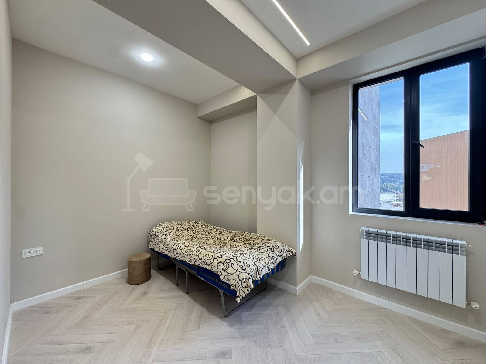 4 Սենյականոց Բնակարան Նորակառույցում, 125քմ, 3/8 հարկ, Դիզայներական Վերանորոգված