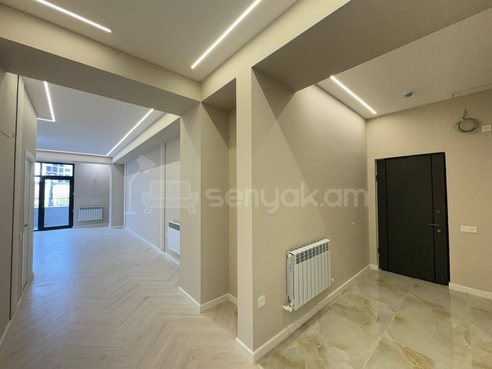 4 Սենյականոց Բնակարան Նորակառույցում, 125քմ, 3/8 հարկ, Դիզայներական Վերանորոգված