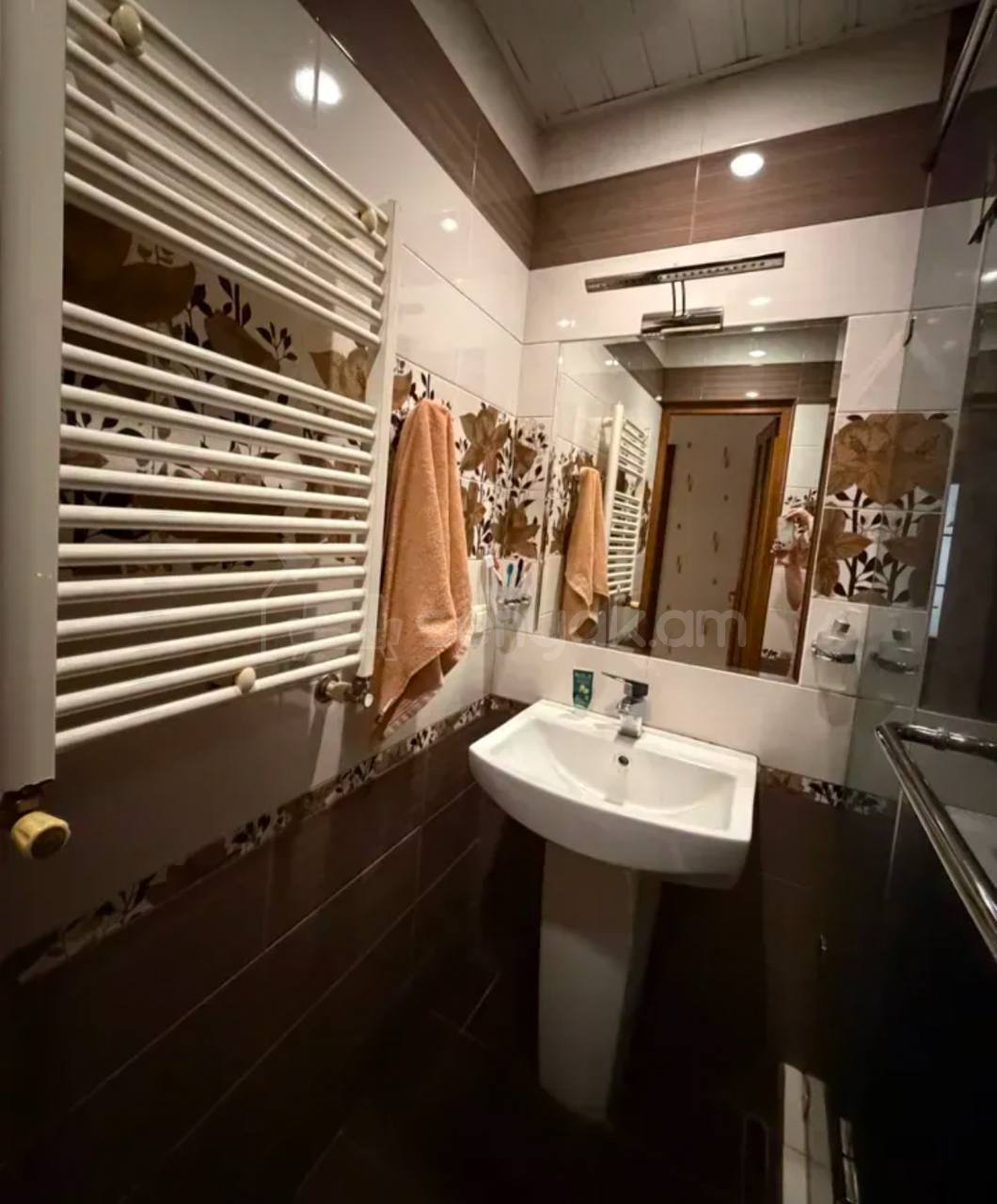 2 Սենյականոց Բնակարան, 65քմ, 4/9 հարկ, Կապիտալ Վերանորոգված