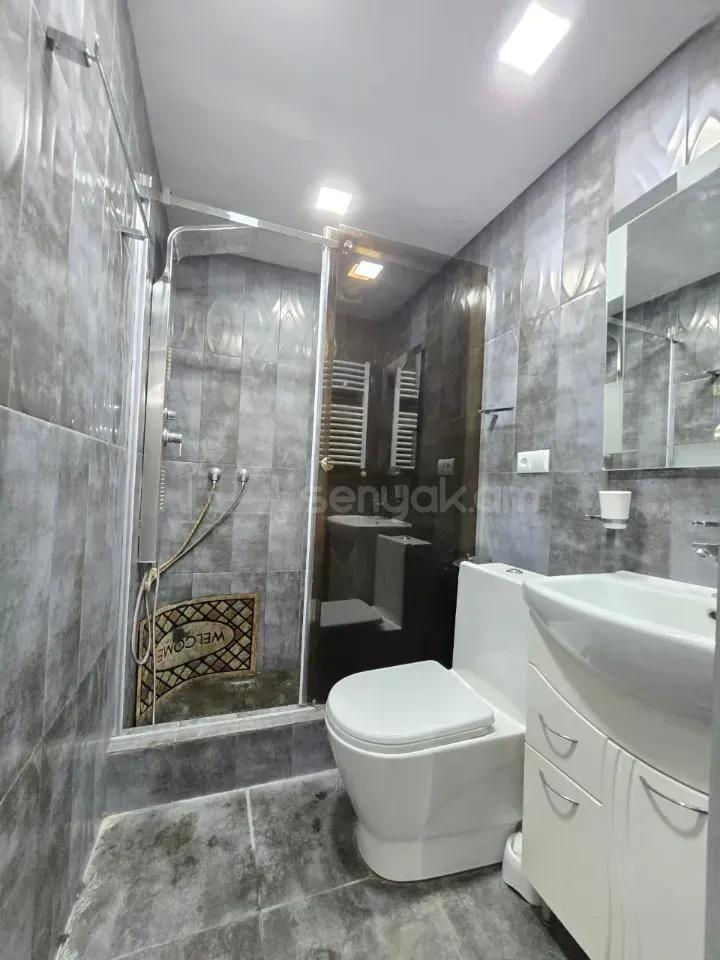 4 Սենյականոց Բնակարան Նորակառույցում, 130քմ, 5/6 հարկ, Կապիտալ Վերանորոգված