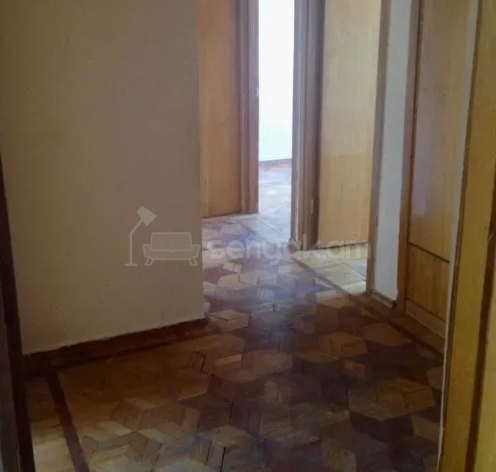 3 Սենյականոց Բնակարան, 76քմ, 6/9 հարկ, Պետական Վիճակում