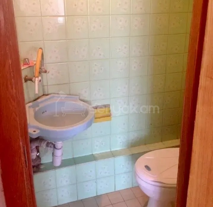 3 Սենյականոց Բնակարան, 76քմ, 6/9 հարկ, Պետական Վիճակում