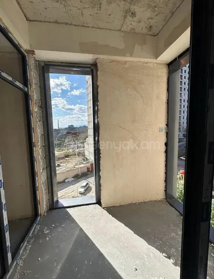 3 Սենյականոց Բնակարան Նորակառույցում, 87քմ, 3/17 հարկ, Զրոյական Վիճակում